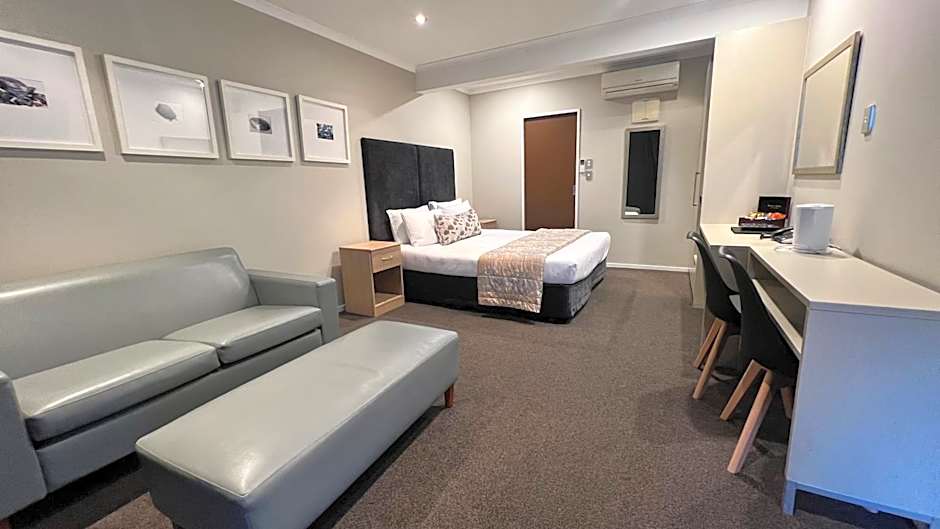 Marineland Beachfront Accommodation