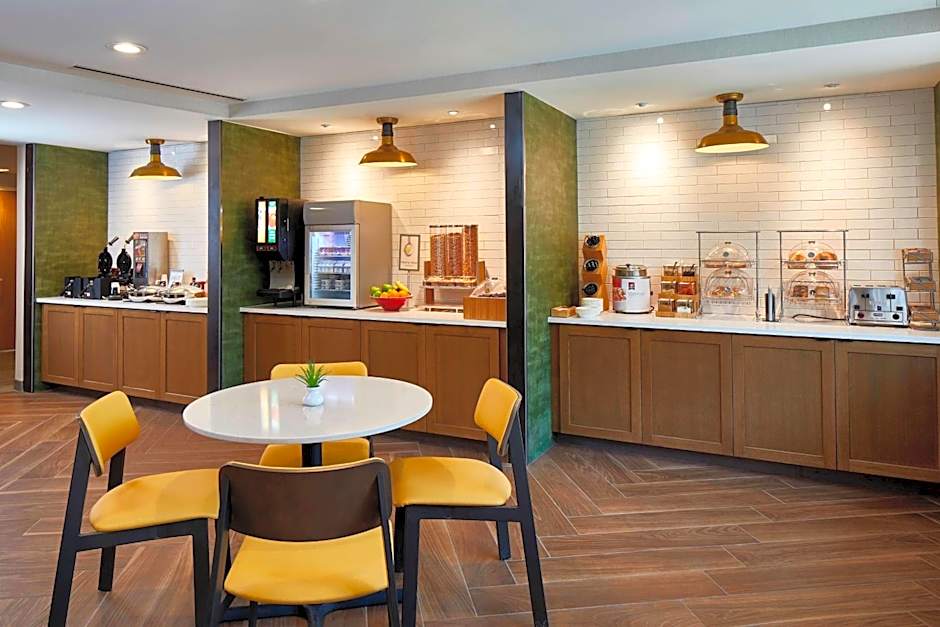 Fairfield Inn & Suites by Marriott Albany Airport