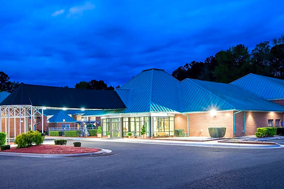 Days Inn by Wyndham Petersburg/South Fort Lee
