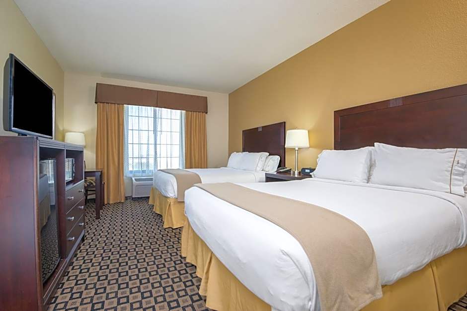Holiday Inn Express & Suites Clovis By IHG