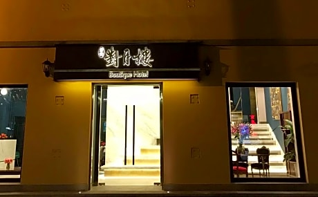 Moon and Chalice Boutique Hotel