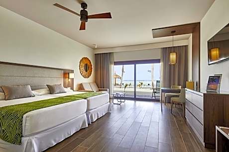 Beach Junior Suite - Domestic Flight included