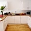 The Courtyard, 4 - Bed, Sleeps 6, Pets Welcome