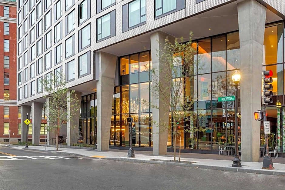 Cambria Hotel Boston Downtown-Seaport