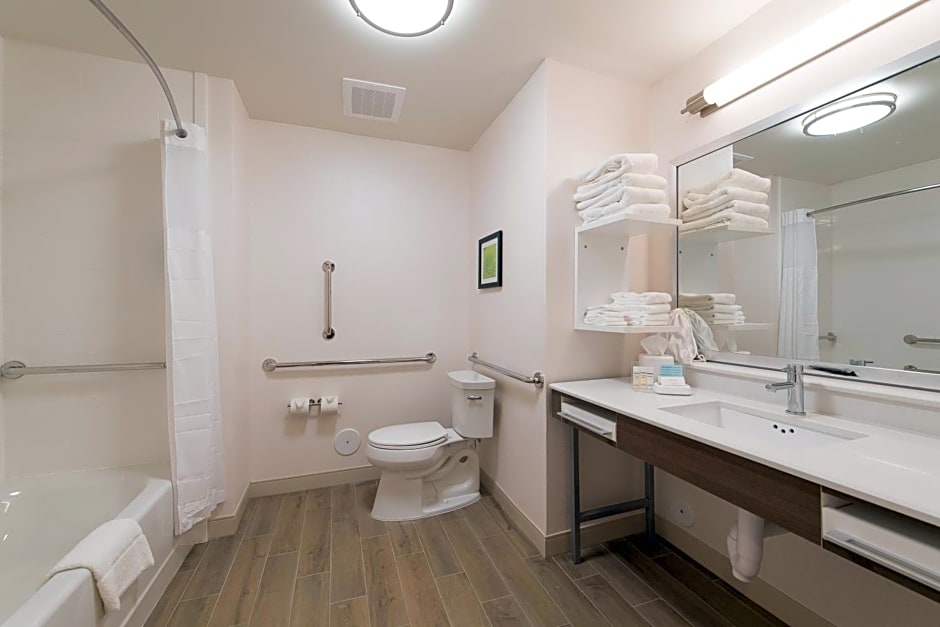 Hampton Inn By Hilton & Suites Fayetteville, Nc