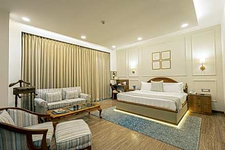 King Room with Mountain View