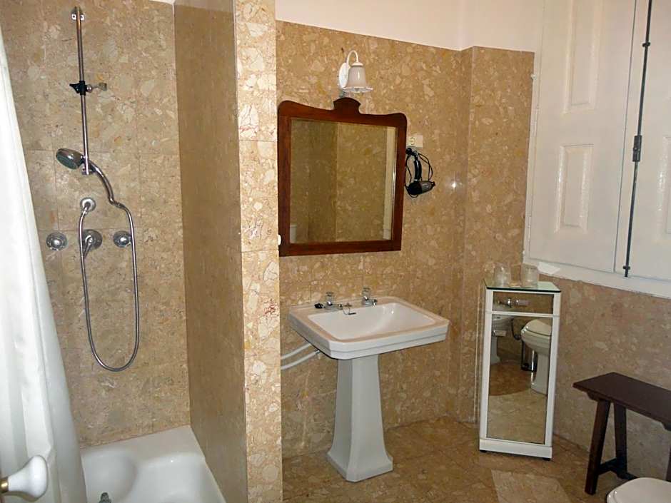 Hotel Solar de Monfalim