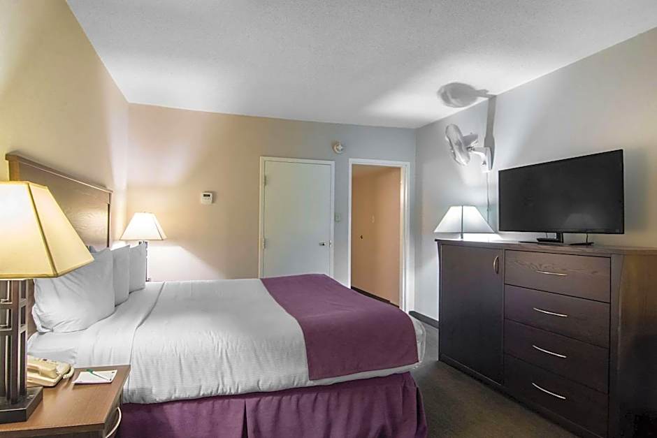 Quality Inn & Suites Yellowknife