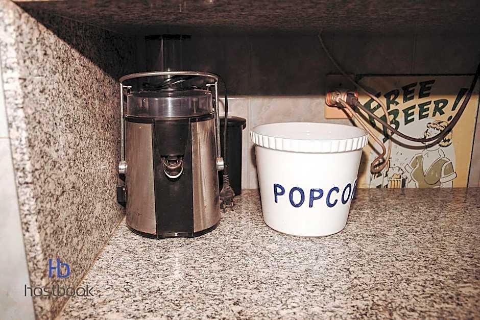 Casarão do Bosque a 200 m da praia | ROUR218