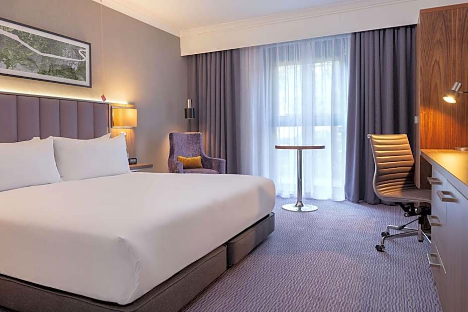 DoubleTree by Hilton Edinburgh Airport