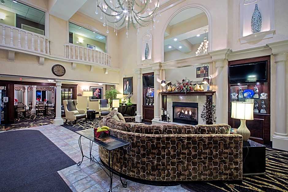 Holiday Inn Express Hotel & Suites Youngstown North-Warren/Niles By IHG