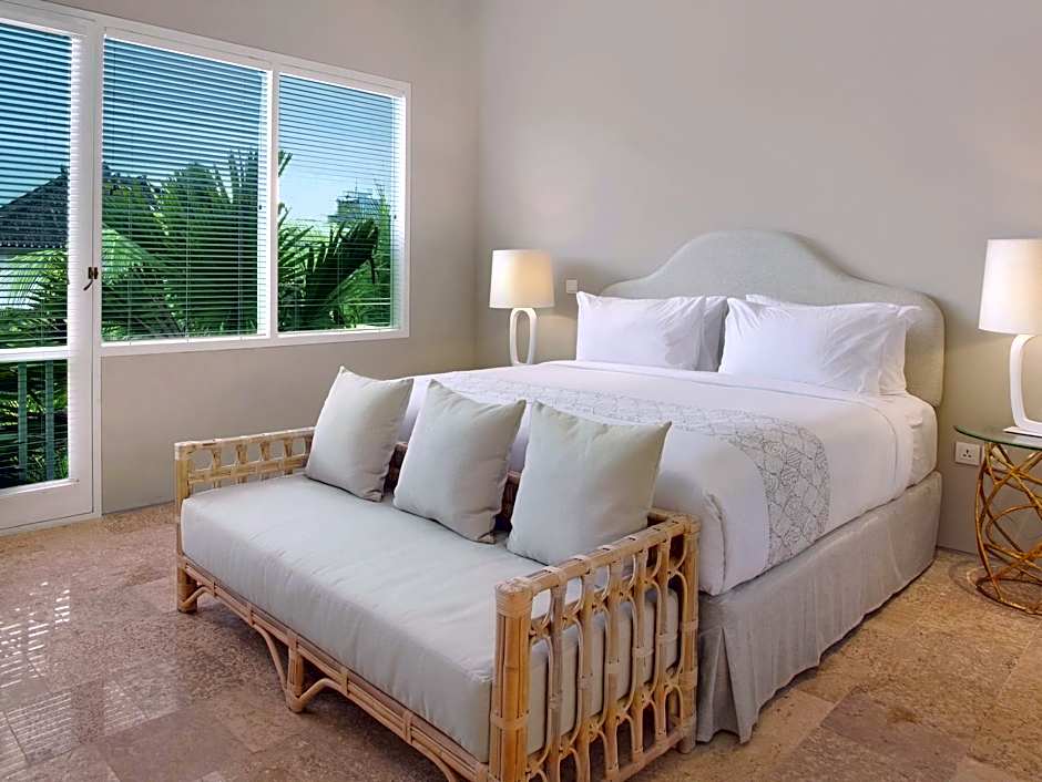 Room & Vespa Suite 4