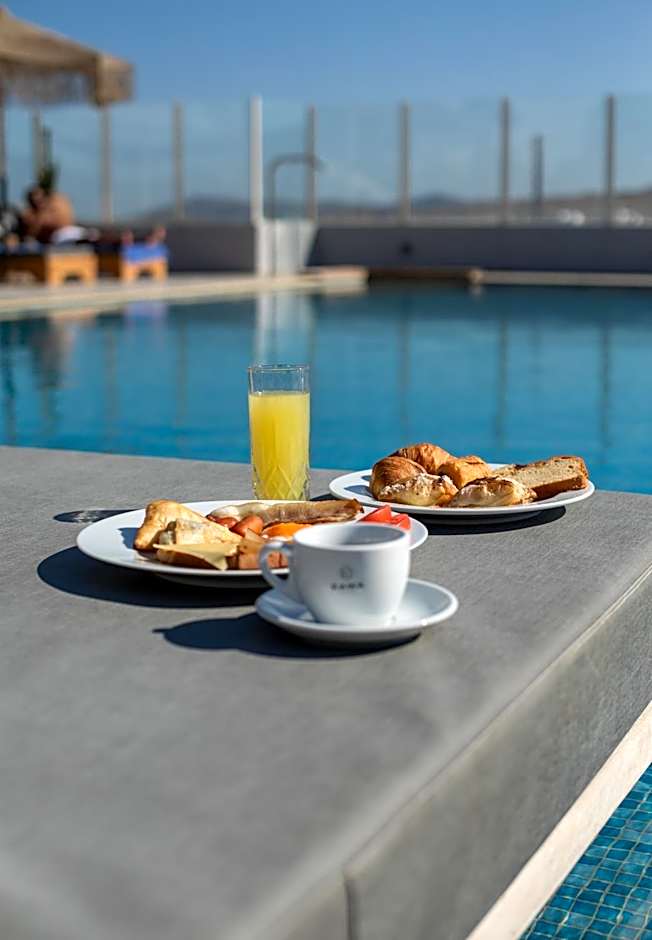 Alexandros Mykonos