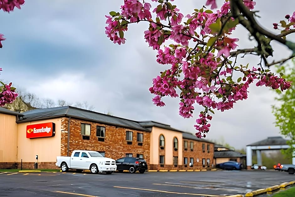 Econo Lodge Cleveland Southeast - Kent