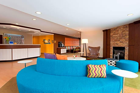 Fairfield Inn and Suites by Marriott Chicago St. Charles