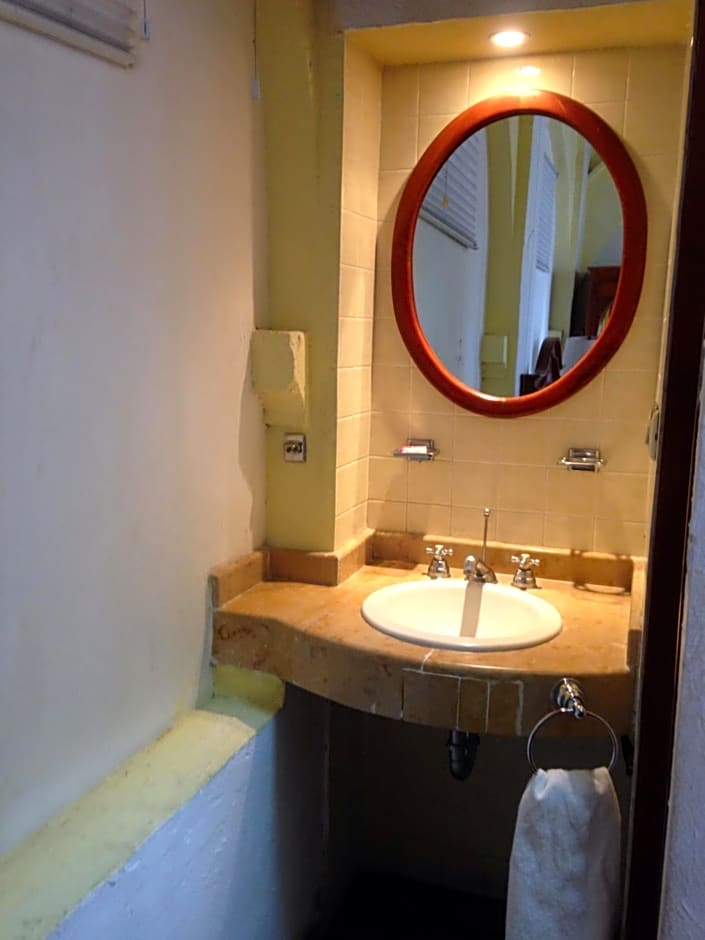Hotel Meson del Mar
