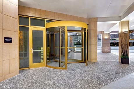 The Oaklander Hotel, Autograph Collection by Marriott
