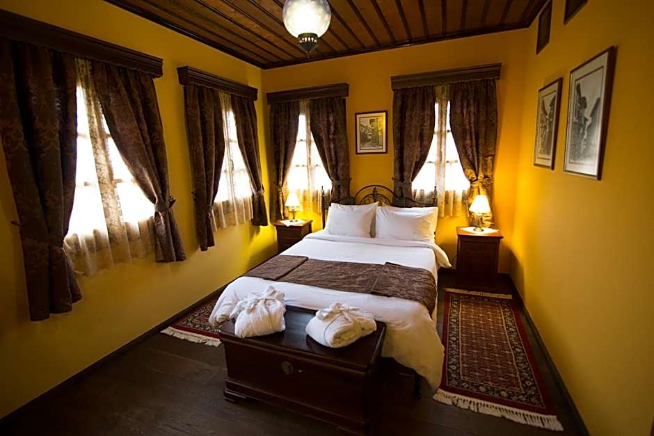 Estate Kalaitzis