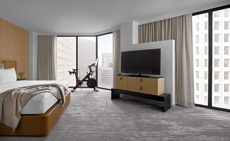 C. Baldwin, Curio Collection by Hilton