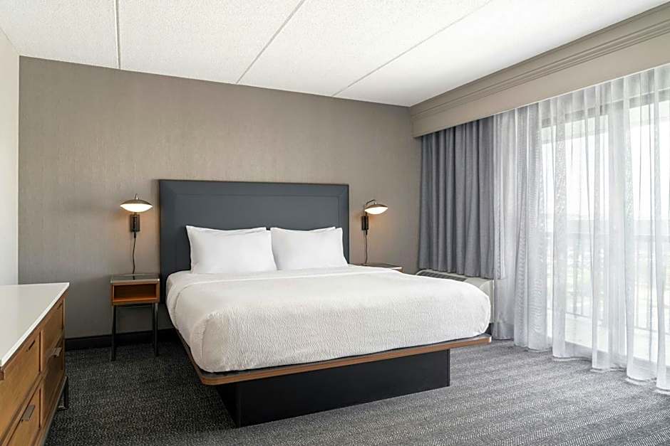 Courtyard by Marriott Cleveland Beachwood