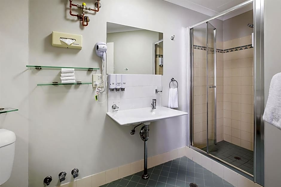 Metro Hotel Perth City