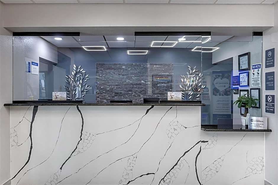 Best Western Bolingbrook Hotel