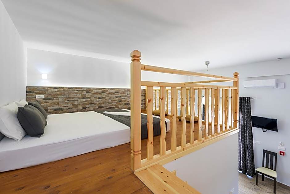 Vlycha Beach Apartments