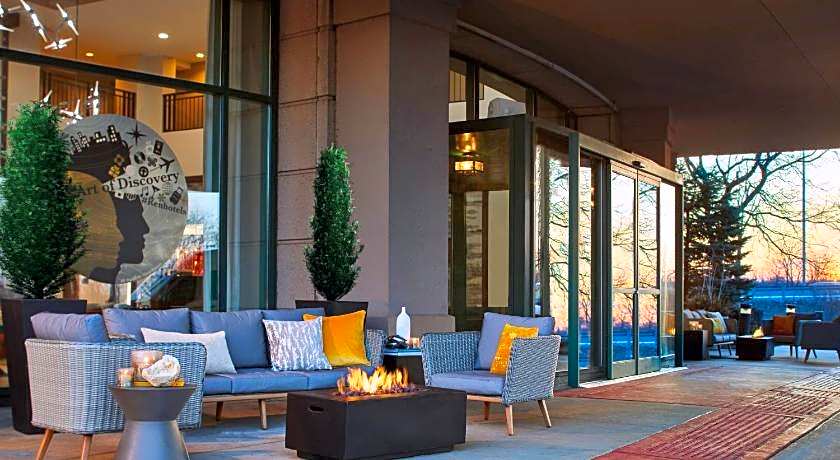Renaissance Chicago Glenview Suites Hotel