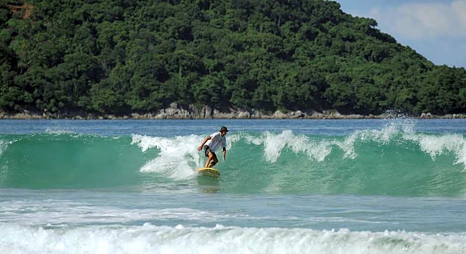 Coco Mountain View Guest House Hotel