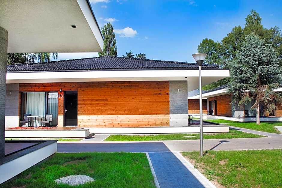 Villas and apartments Oaza