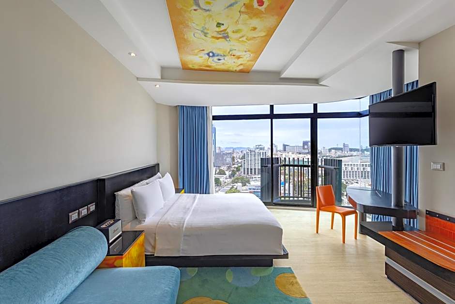 Photo 1 of 5 of Studio 1 King Bed, Ocean View