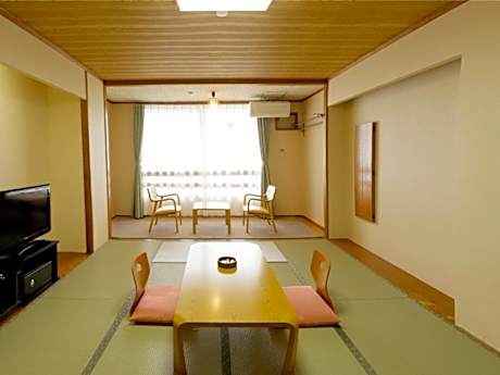 Japanese-Style Room