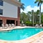 Days Inn & Suites by Wyndham Fort Myers Near JetBlue Park