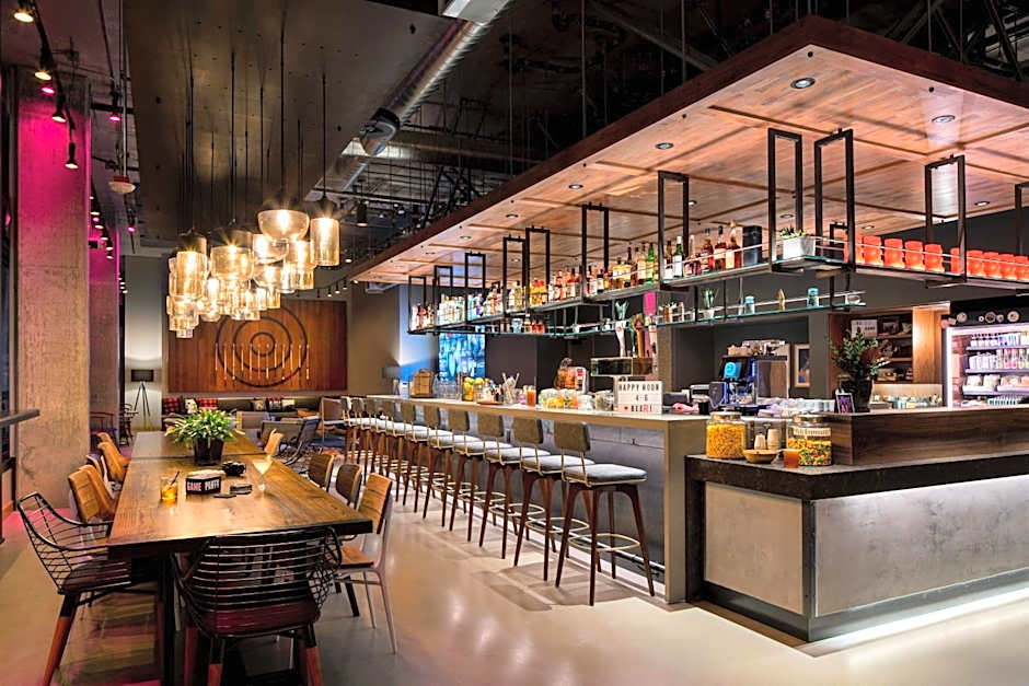 Moxy by Marriott Seattle Downtown