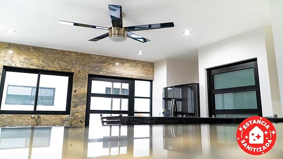 ECONOSUITES FUNDIDORA