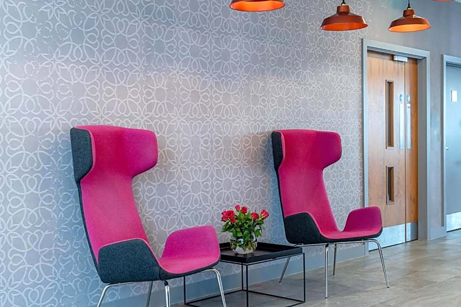 Holiday Inn Express Aberdeen Airport By IHG