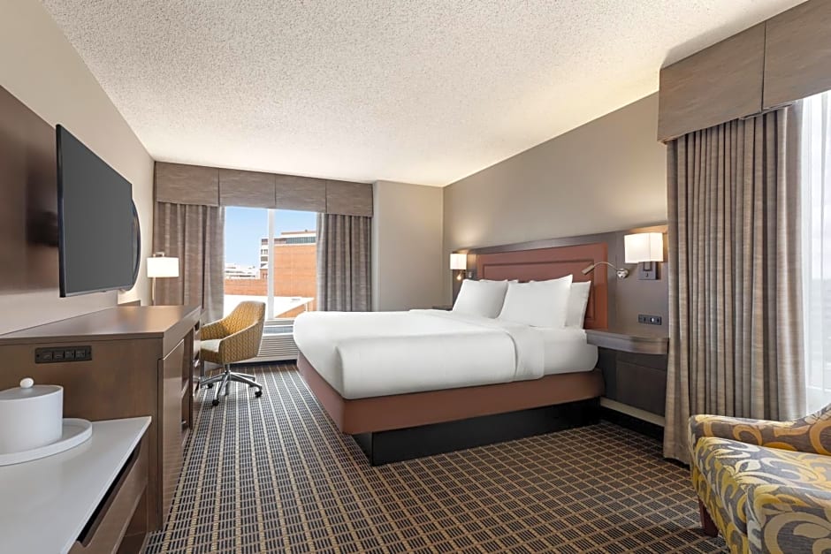 Hampton Inn & Suites Greenville-Downtown-Riverplace