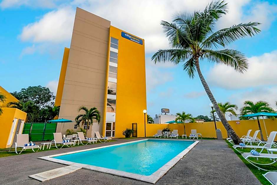 City Express by Marriott Tuxpan