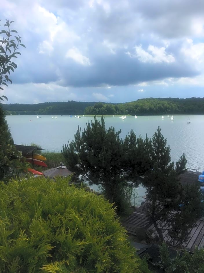 Kaszubskie Apartamenty nad jeziorem