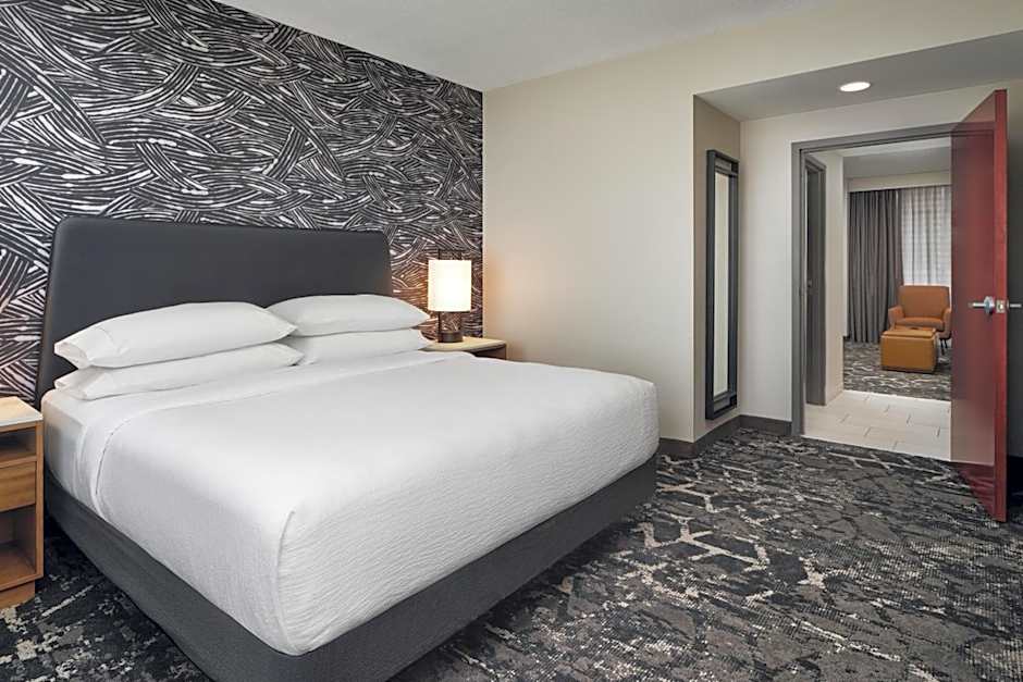 Embassy Suites by Hilton Hampton Convention Center