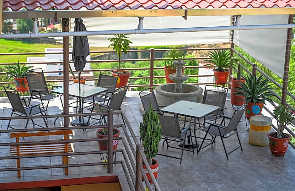 Casa LEONOR