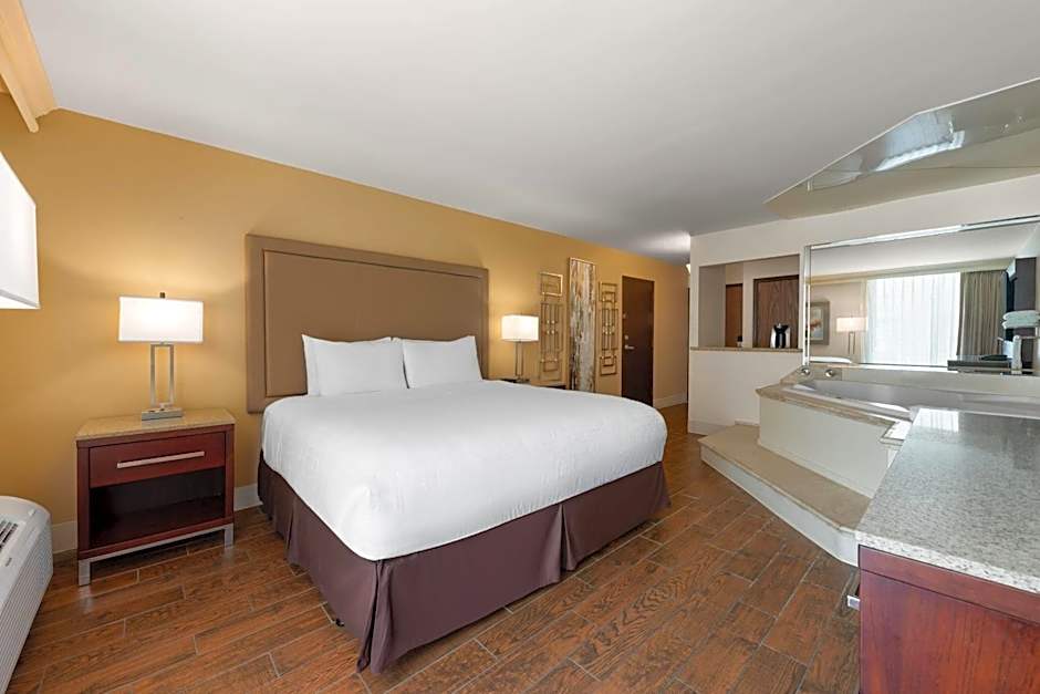 Wyndham Riverfront Little Rock