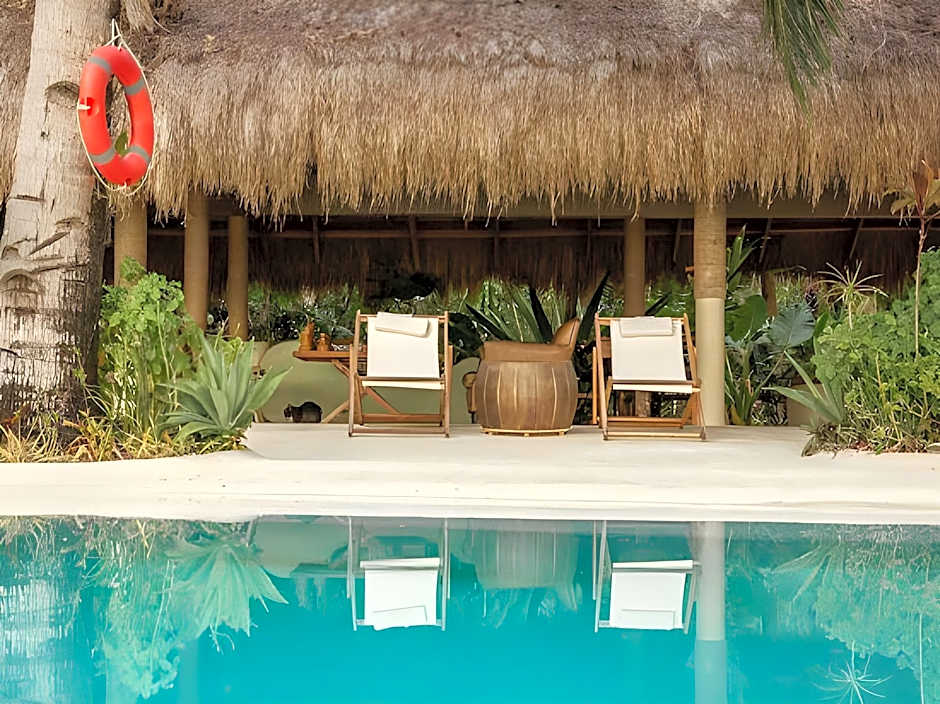 The Beach House Ocam Ocam