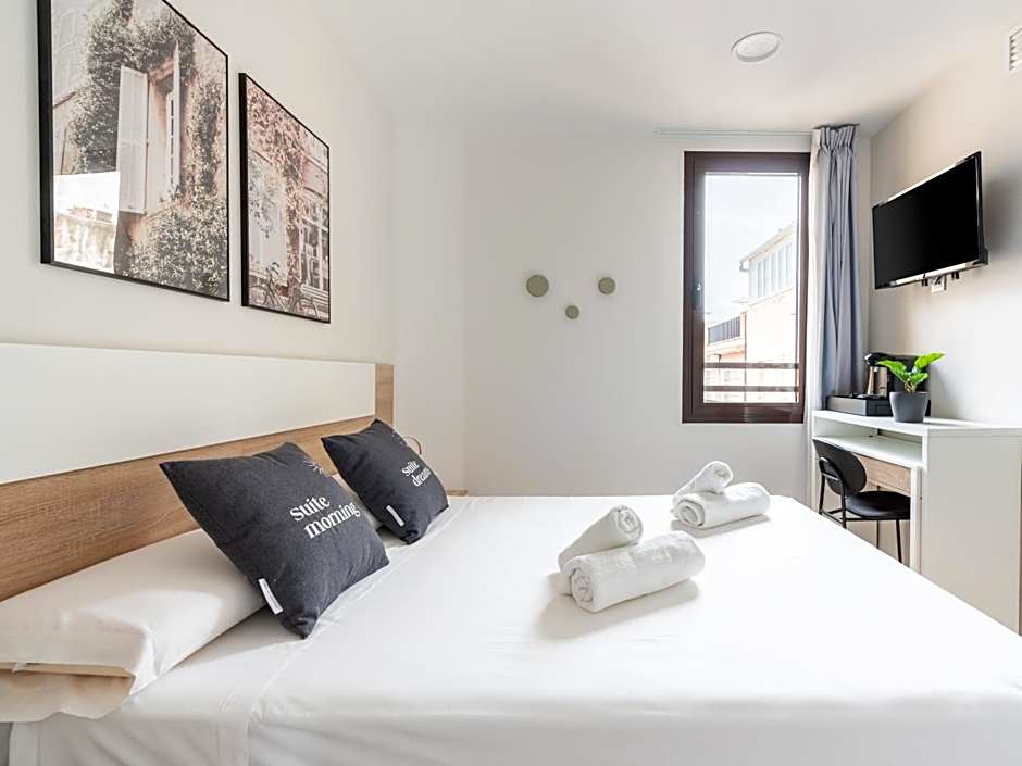 Limehome Barcelona Carrer de Fontcoberta - Digital Access