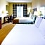 Holiday Inn Express Hotel & Suites Millington-Memphis Area