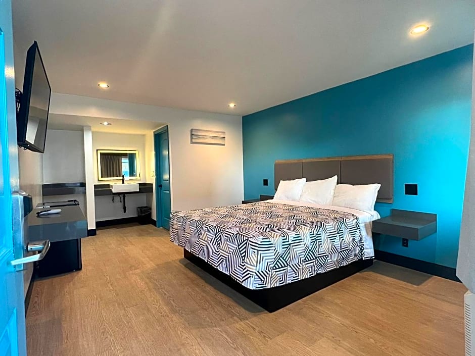 Palm Inn - Newly Renovated Rooms