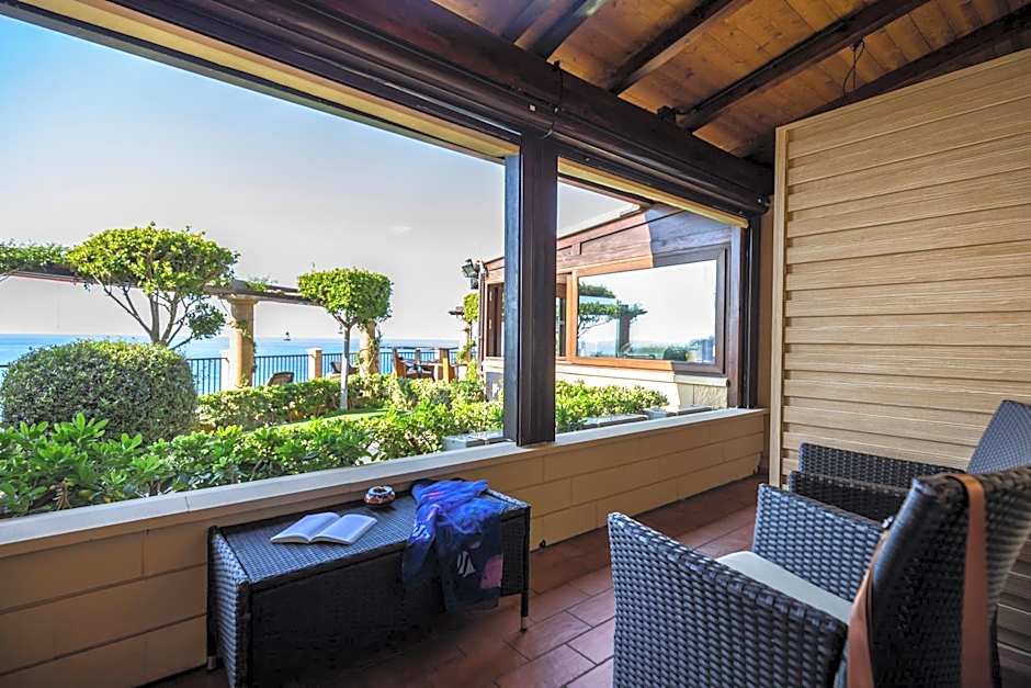 Hotel Rocca Della Sena