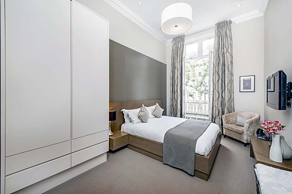 130 Queen's Gate Apartments