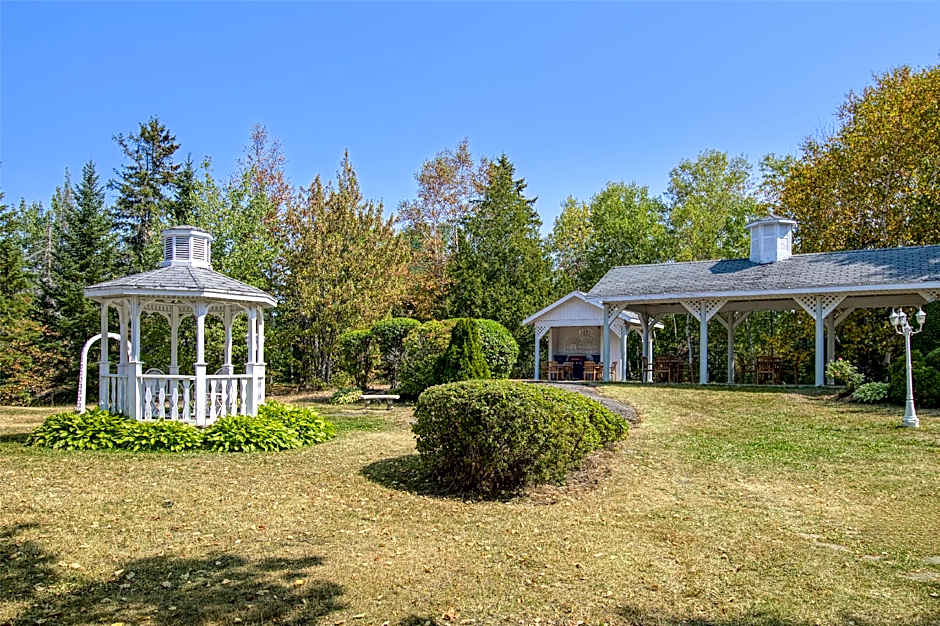 Dannys Hotel Suites; SureStay Collection by Best Western