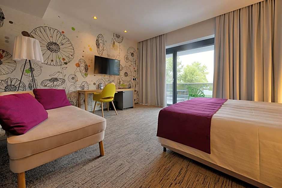 Donautica Hotel & Restaurant